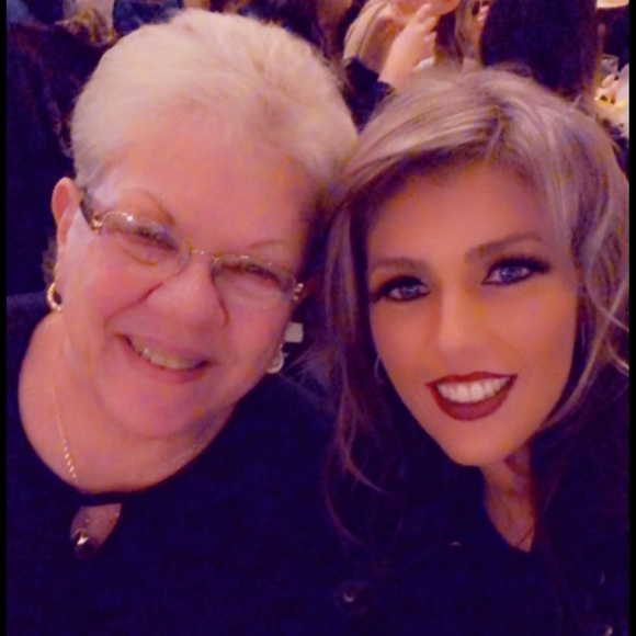 Meet your Posher, Leslie!!! Filter your search in my closet to find what ya need - Picture 16 of 16